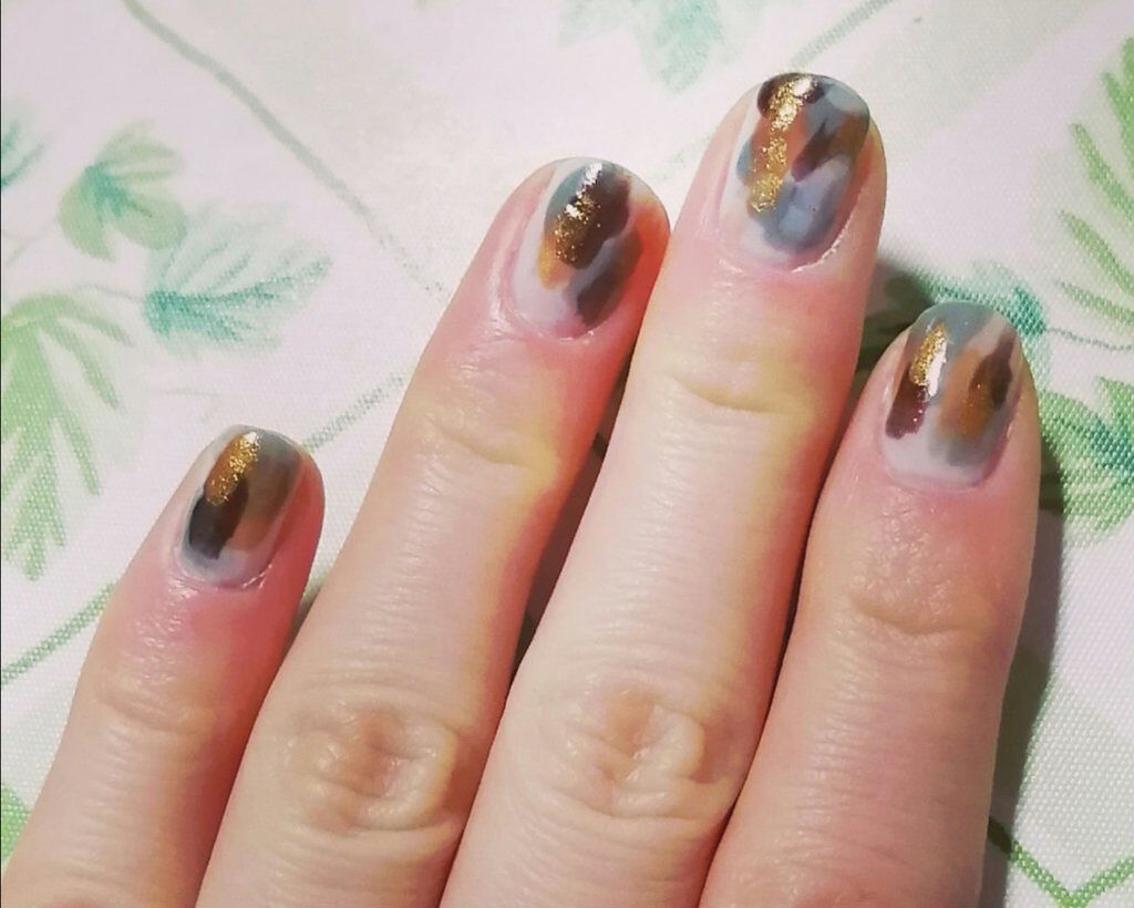 オサジ アップリフト ネイルカラー/OSAJI/マニキュアを使ったクチコミ（2枚目）