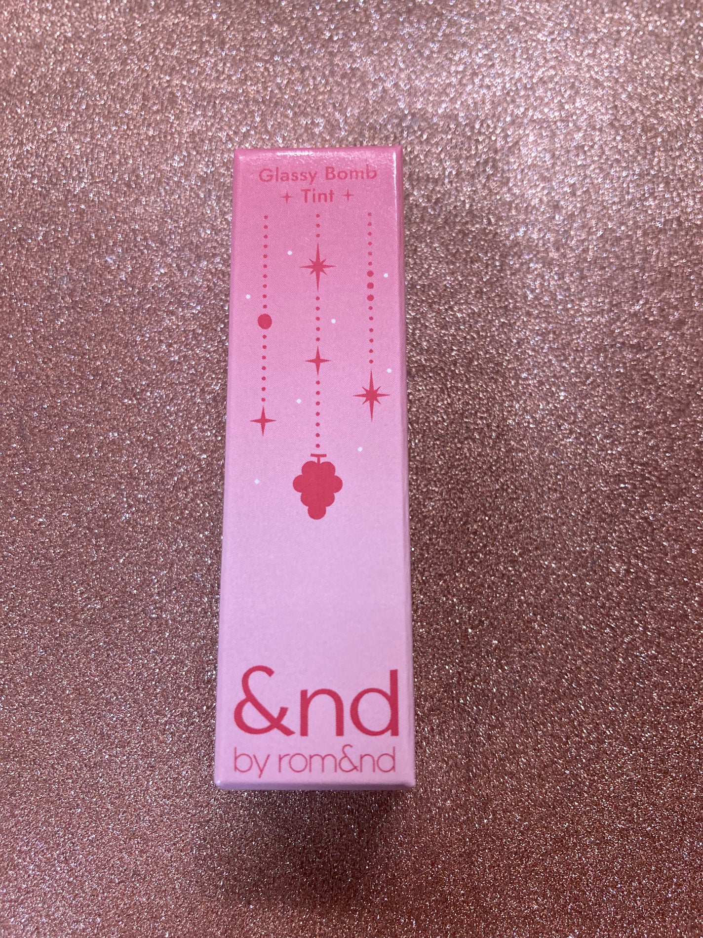 アンドバイロムアンド グラッシーボムティント/&nd by rom&nd/リップティントを使ったクチコミ(1枚目)