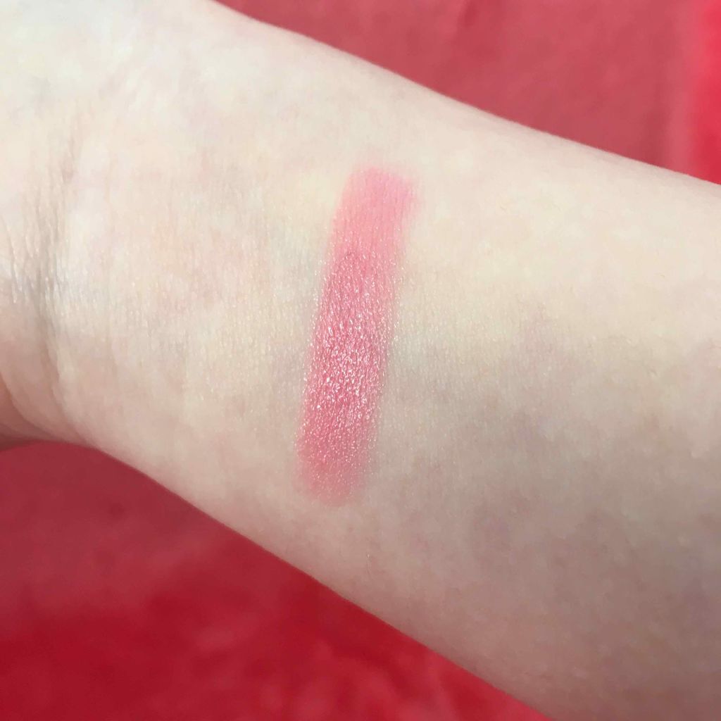 グロッシー ルージュ/レ・メルヴェイユーズ ラデュレ/口紅を使ったクチコミ(2枚目)