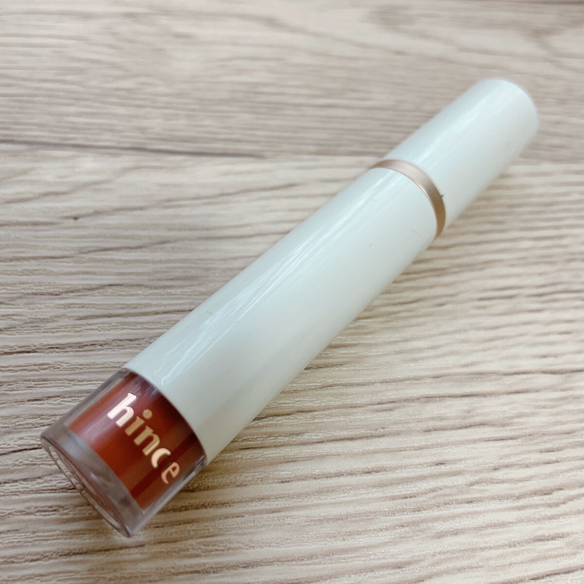 ムードインハンサーウォーターリキッドグロウ W007 ギフティッド/hince/口紅を使ったクチコミ（1枚目）