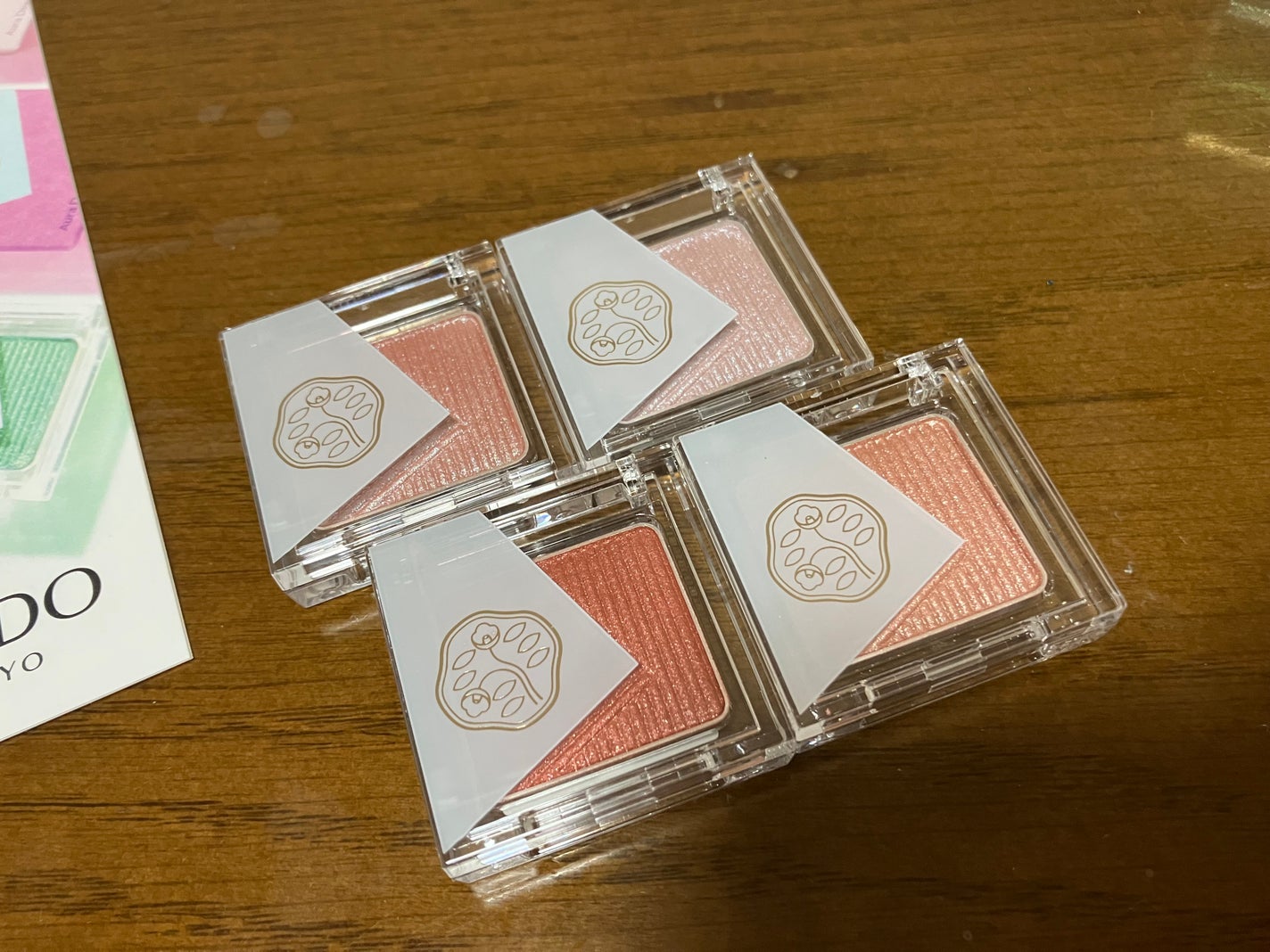 オーラデュウ プリズム イルミネーター ピコ/SHISEIDO/単色アイシャドウを使ったクチコミ(2枚目)