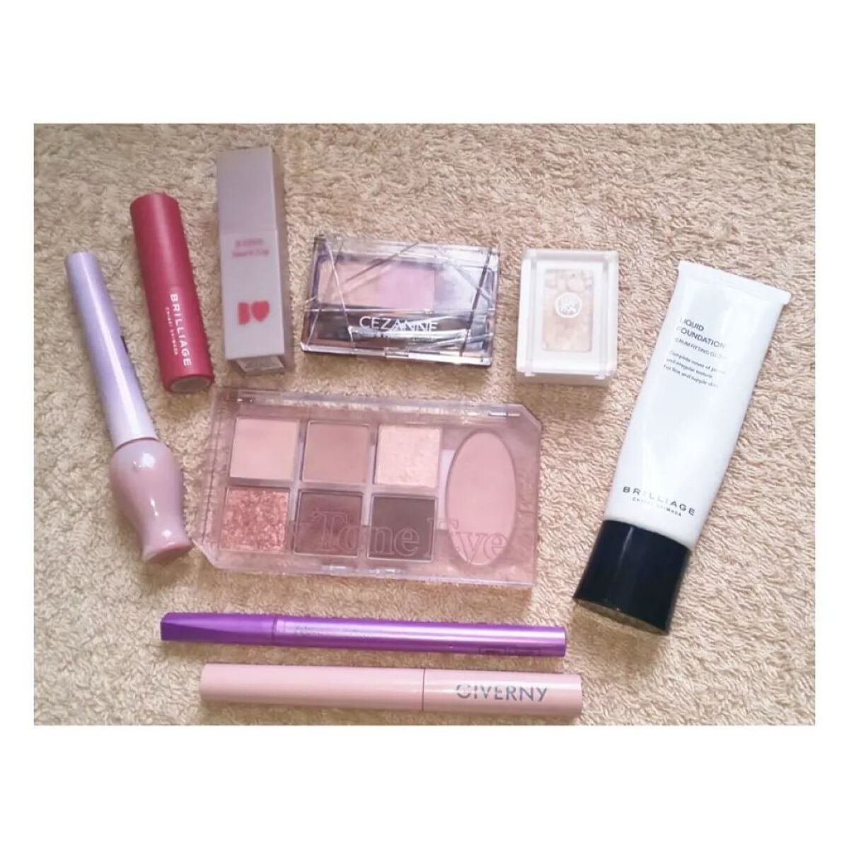 パレードオブライト　ホリデーメイクアップキット/ETUDE/メイクアップキットを使ったクチコミ（1枚目）