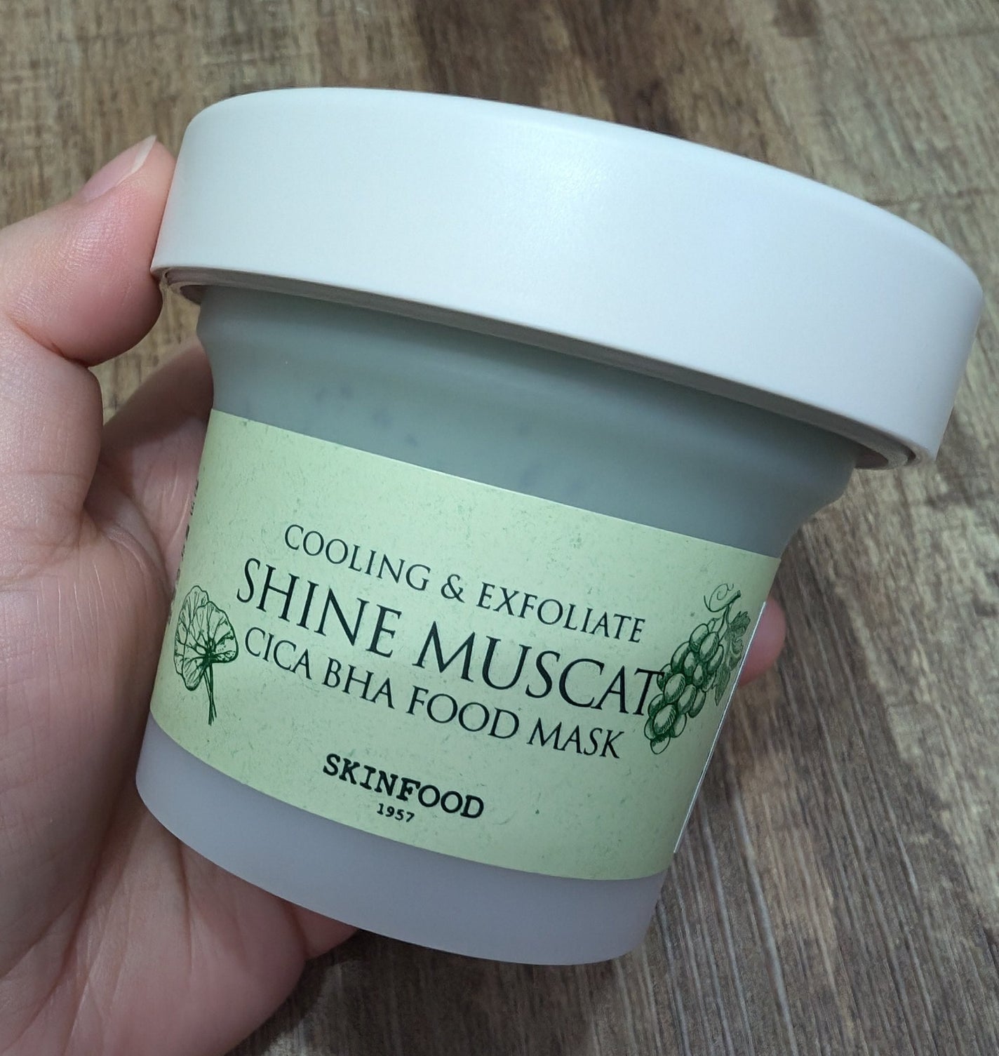 シャインマスカットシカフードマスク/SKINFOOD/洗い流すパック・マスクを使ったクチコミ(1枚目)