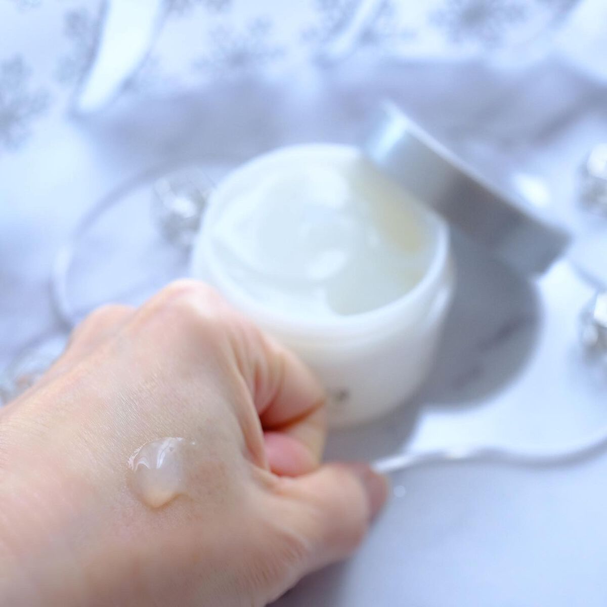 shirocara薬用ホワイトニングジェル/shirocara/オールインワン化粧品を使ったクチコミ（3枚目）