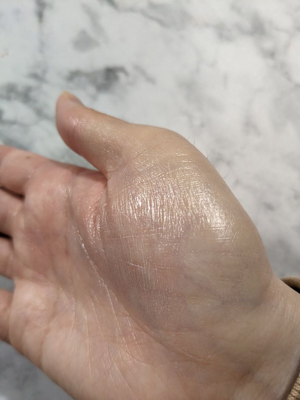 ニベアUV ディープ プロテクト&ケア トーンアップ エッセンス/ニベア/日焼け止めローションを使ったクチコミ(8枚目)