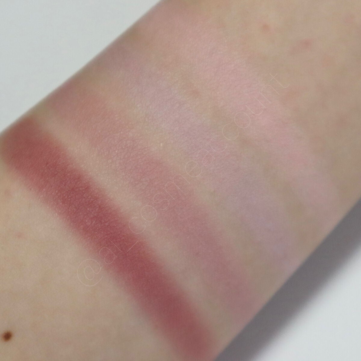 ミドルトーンアイシャドウコレクターパレット/Laka/アイシャドウパレットを使ったクチコミ(3枚目)