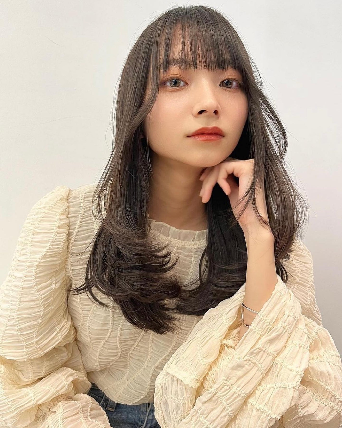 HARUNA on LIPS 「レイヤーカットとグラデーションカット✨✂️🔴3枚目カット動画あ..」(1枚目)