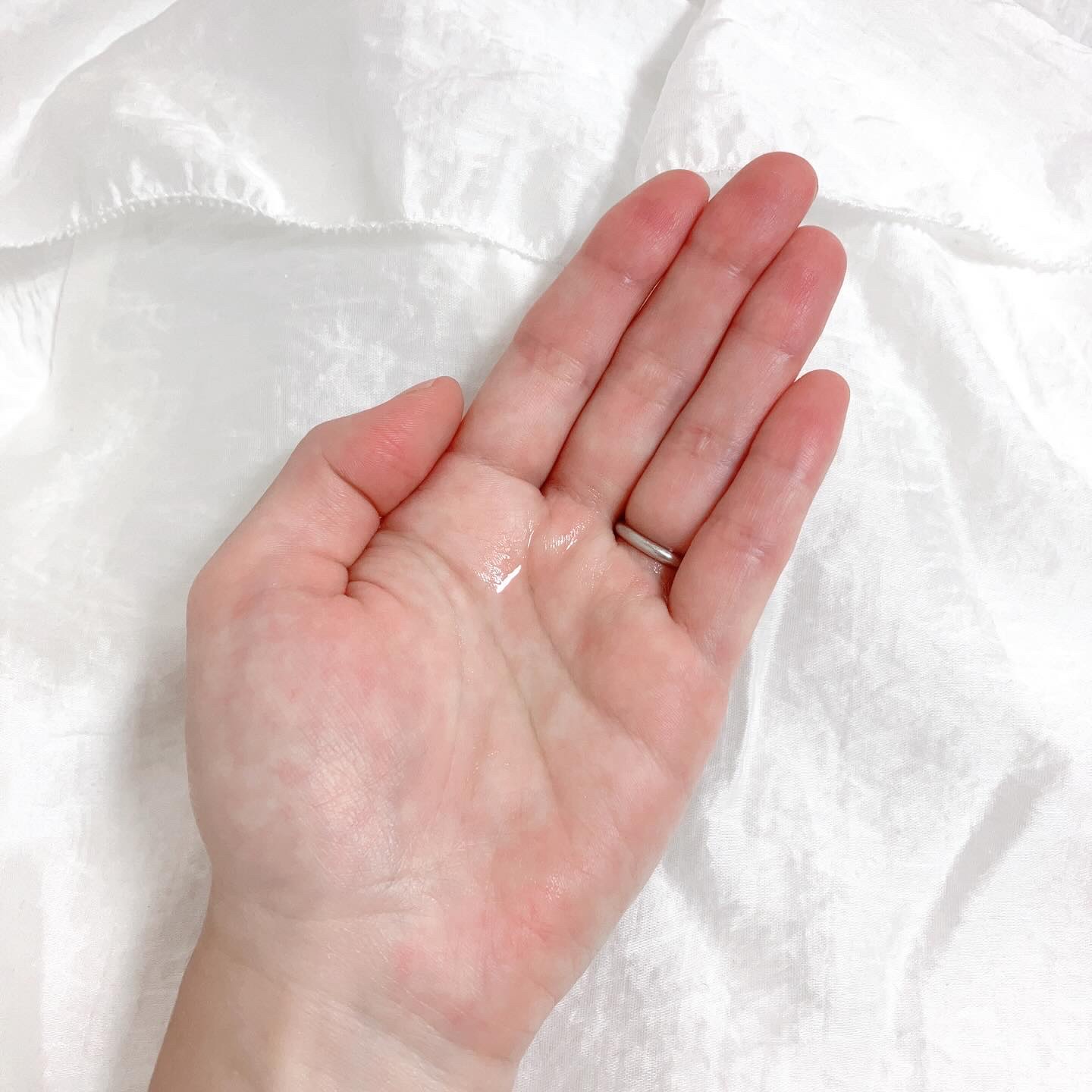 ヒリツ バランスリペアヘアオイル オーロラ/hiritu/ヘアオイルを使ったクチコミ（3枚目）