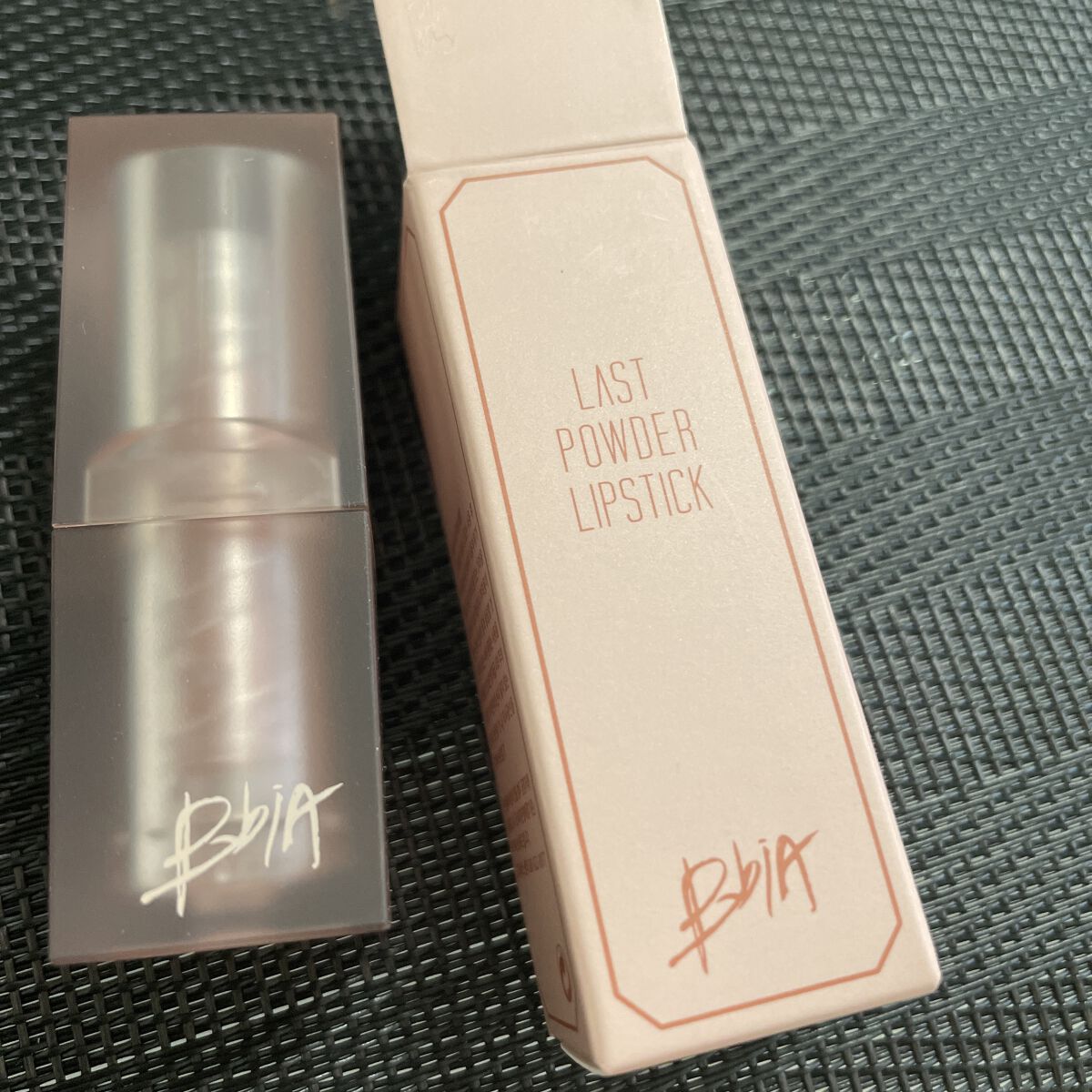 ラストパウダーリップスティック2/BBIA/口紅を使ったクチコミ（2枚目）