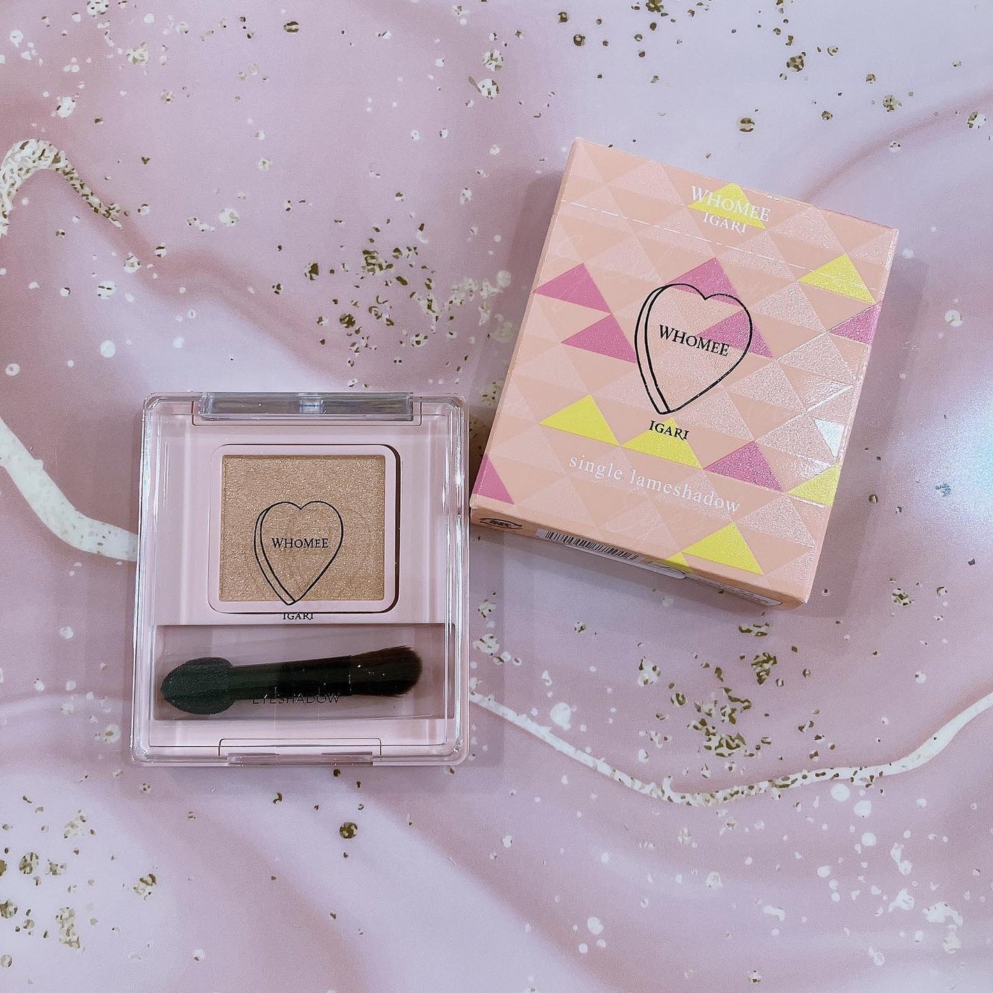 フーミー シングルラメシャドウ/WHOMEE/単色アイシャドウを使ったクチコミ(1枚目)