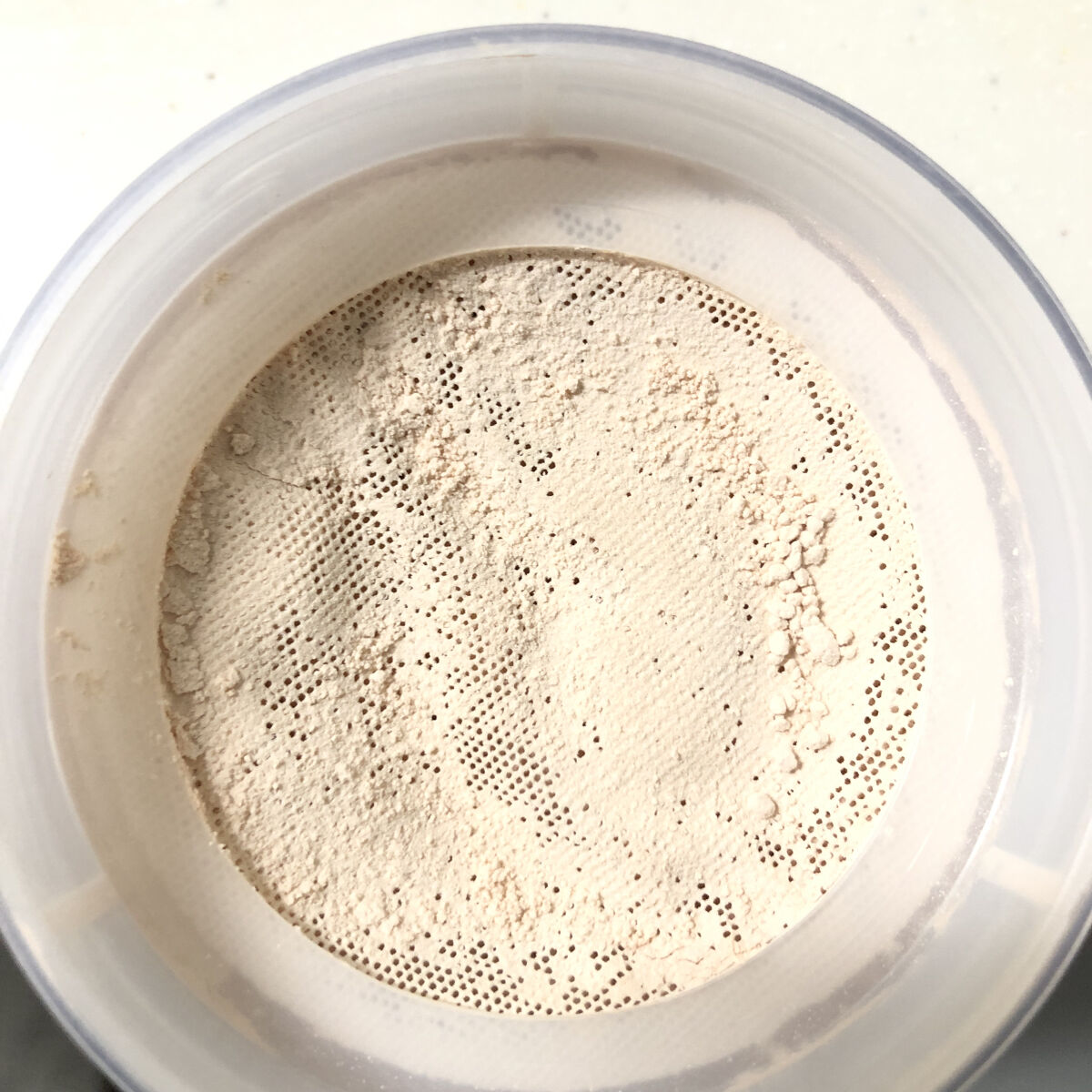 エクストラリッチパウダー ’23  01 ピーチベージュ/excel/ルースパウダーを使ったクチコミ（3枚目）