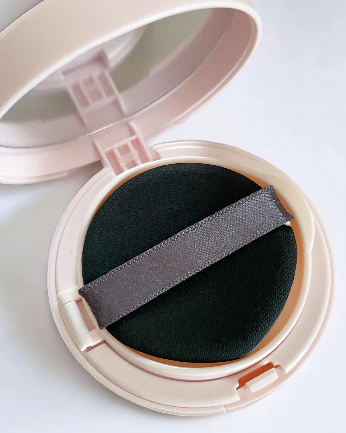 アクアリー スキンウェア カバー 03 ミディアムベージュ/ESPRIQUE/クッションファンデーションを使ったクチコミ（2枚目）