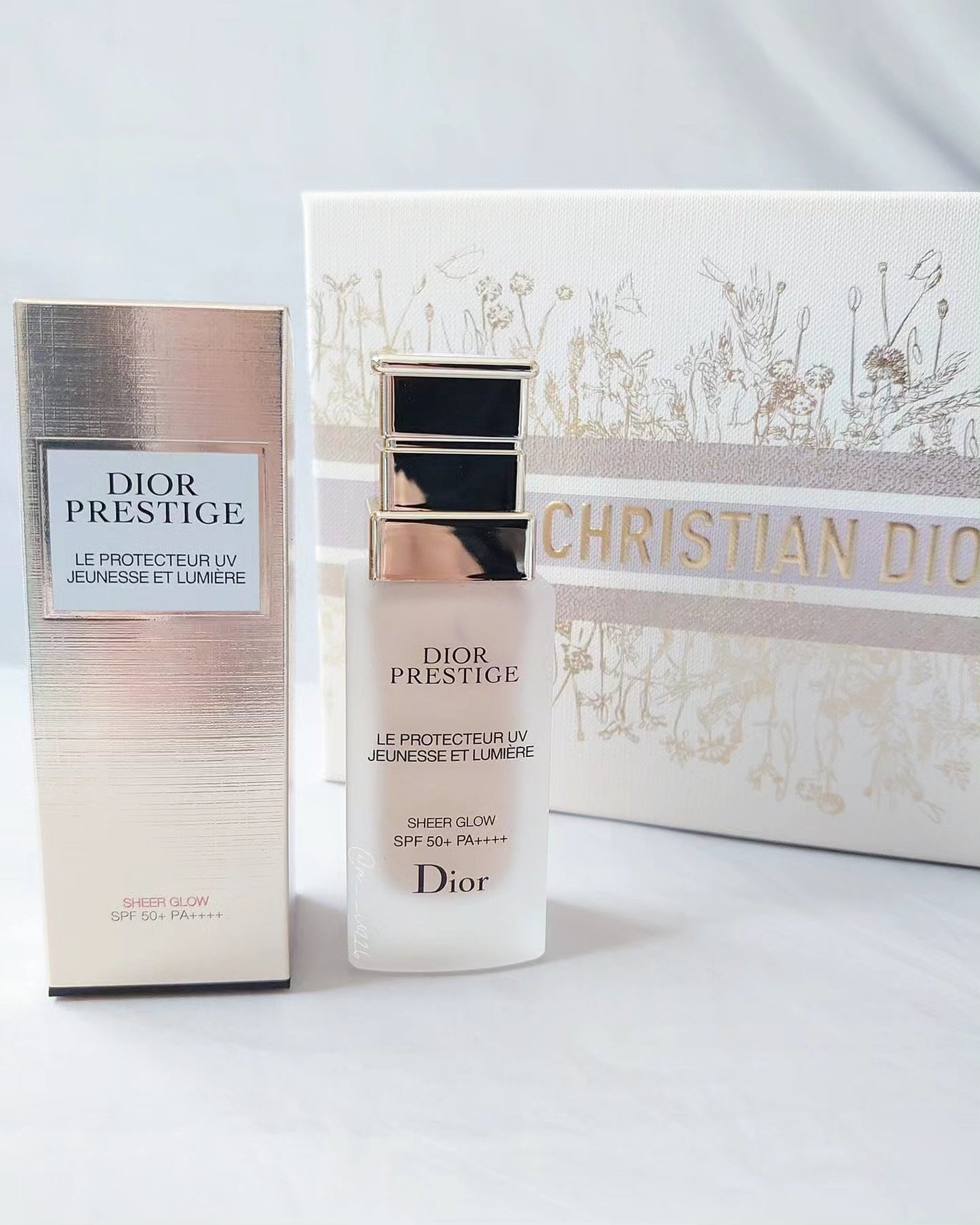 プレステージ ホワイト ル プロテクター UV ルミエール シアーグロー/Dior/化粧下地を使ったクチコミ(1枚目)