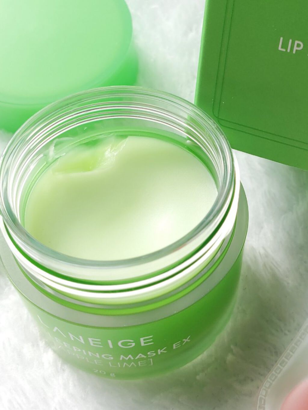 リップスリーピングマスク スイートキャンディ/LANEIGE/リップバームを使ったクチコミ（2枚目）