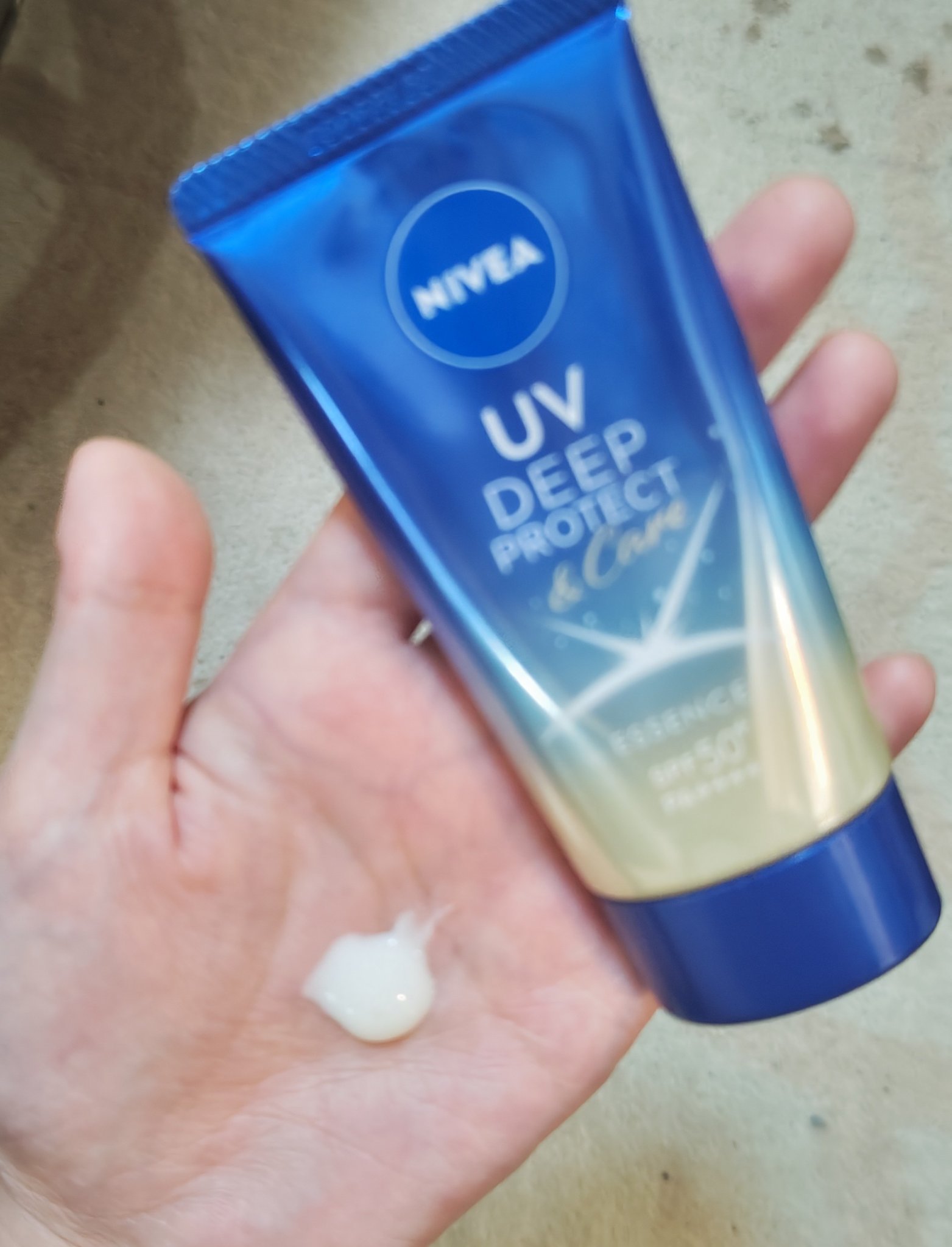 ニベアUV ディープ プロテクト＆ケア エッセンス/ニベア/日焼け止めローションを使ったクチコミ（2枚目）
