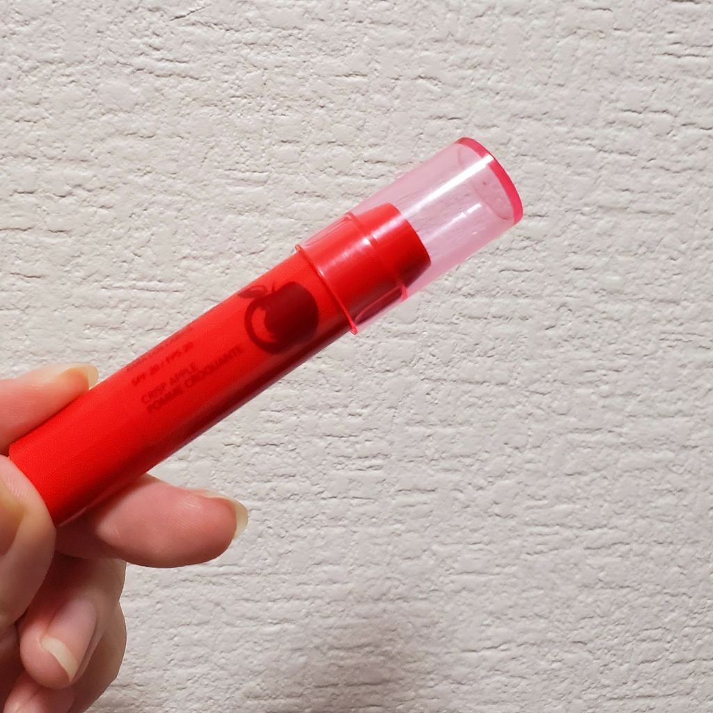 キス バーム 020 クリスプ アップル(生産終了)/REVLON/口紅を使ったクチコミ（1枚目）
