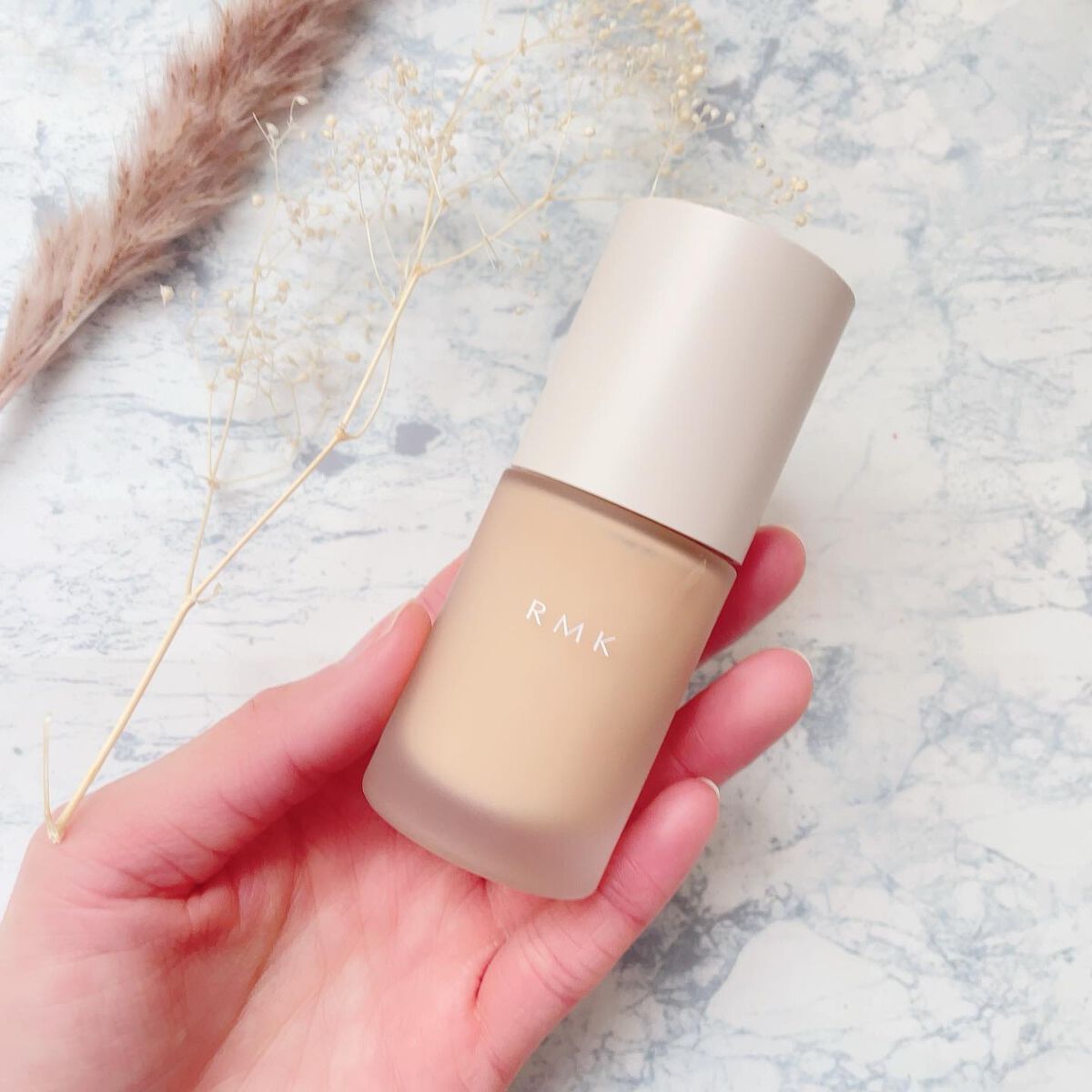 RMK リクイドファンデーション フローレスカバレッジ/RMK/リキッドファンデーションを使ったクチコミ(2枚目)