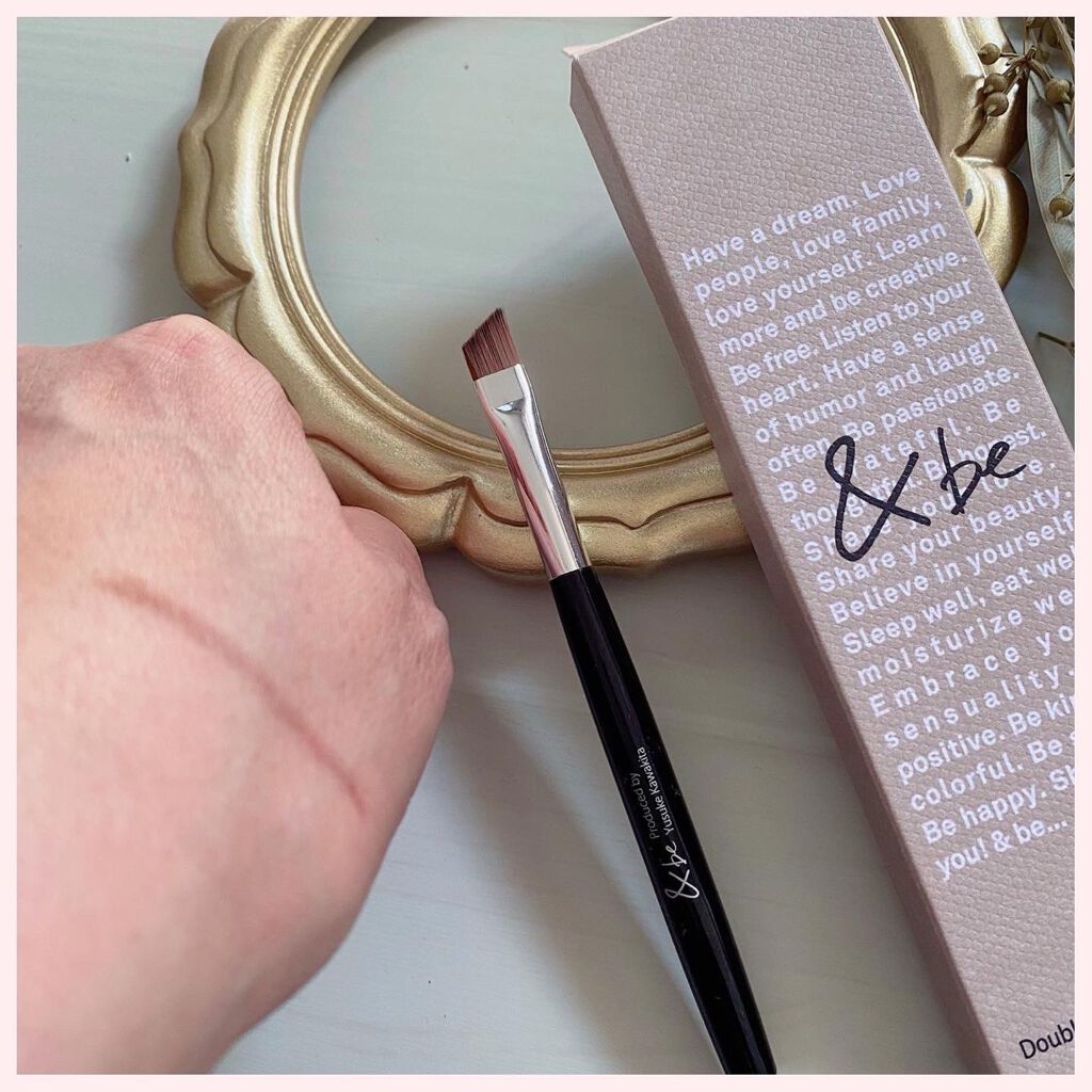 ダブルエンドアイブロウブラシ熊野筆/&be/メイクブラシを使ったクチコミ(5枚目)
