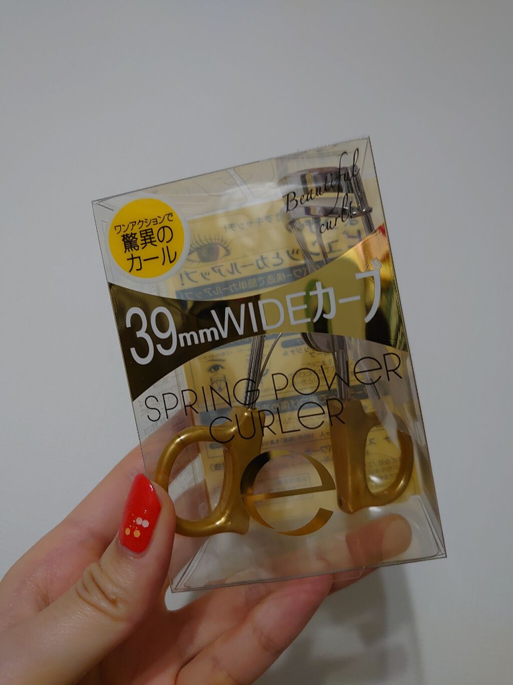 «エクセル スプリングパワーカーラーN»
#エクセル #ビューラー #スプリングパワーカーラー #スプリング
値段▹▸﻿880円（税込）
購入場所▹▸﻿イオン

昨日2年ぐらい使ってたダイソーのビューラーが壊れてしまい…せっかくならちょっと