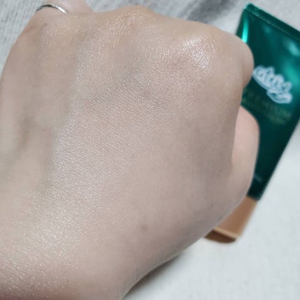 プレミアムハンドクリーム/アトリックス/ハンドクリームを使ったクチコミ(4枚目)