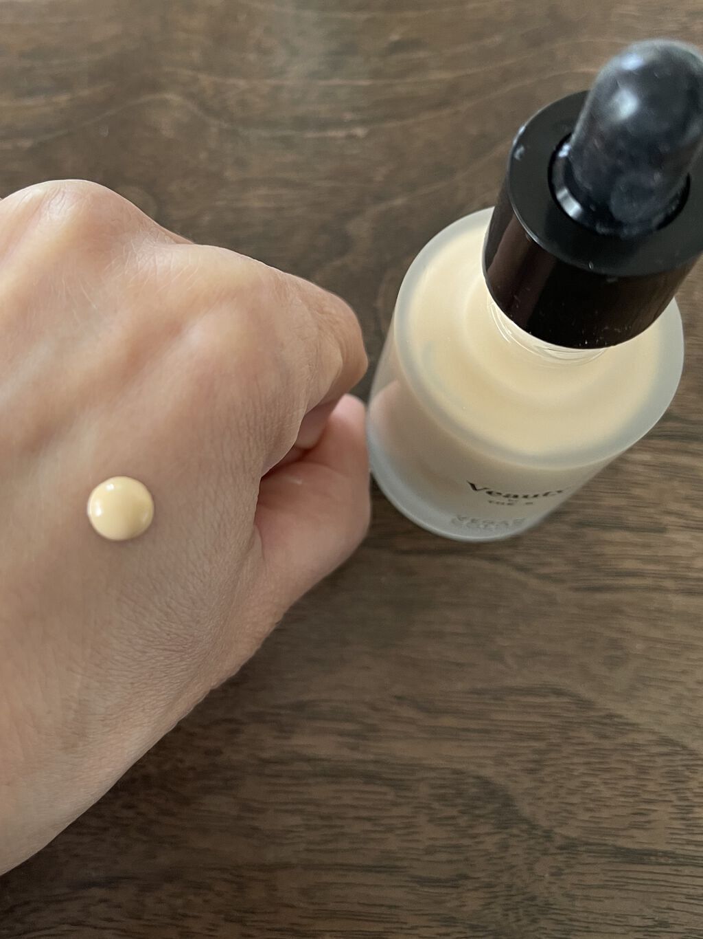 ヴィーガン カラーファンデーション/Veauty by THE_B/リキッドファンデーションを使ったクチコミ（3枚目）