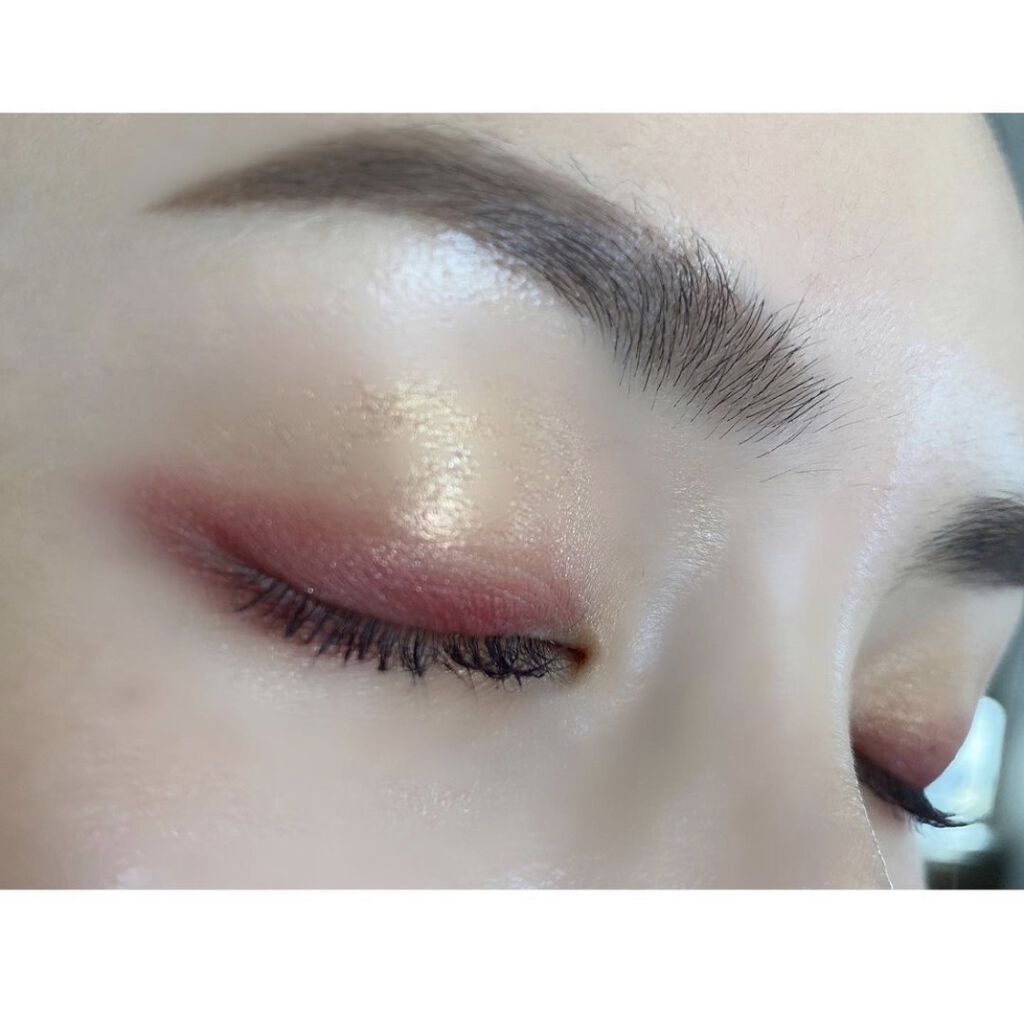 オンブル プルミエール プードゥル/CHANEL/単色アイシャドウを使ったクチコミ（3枚目）