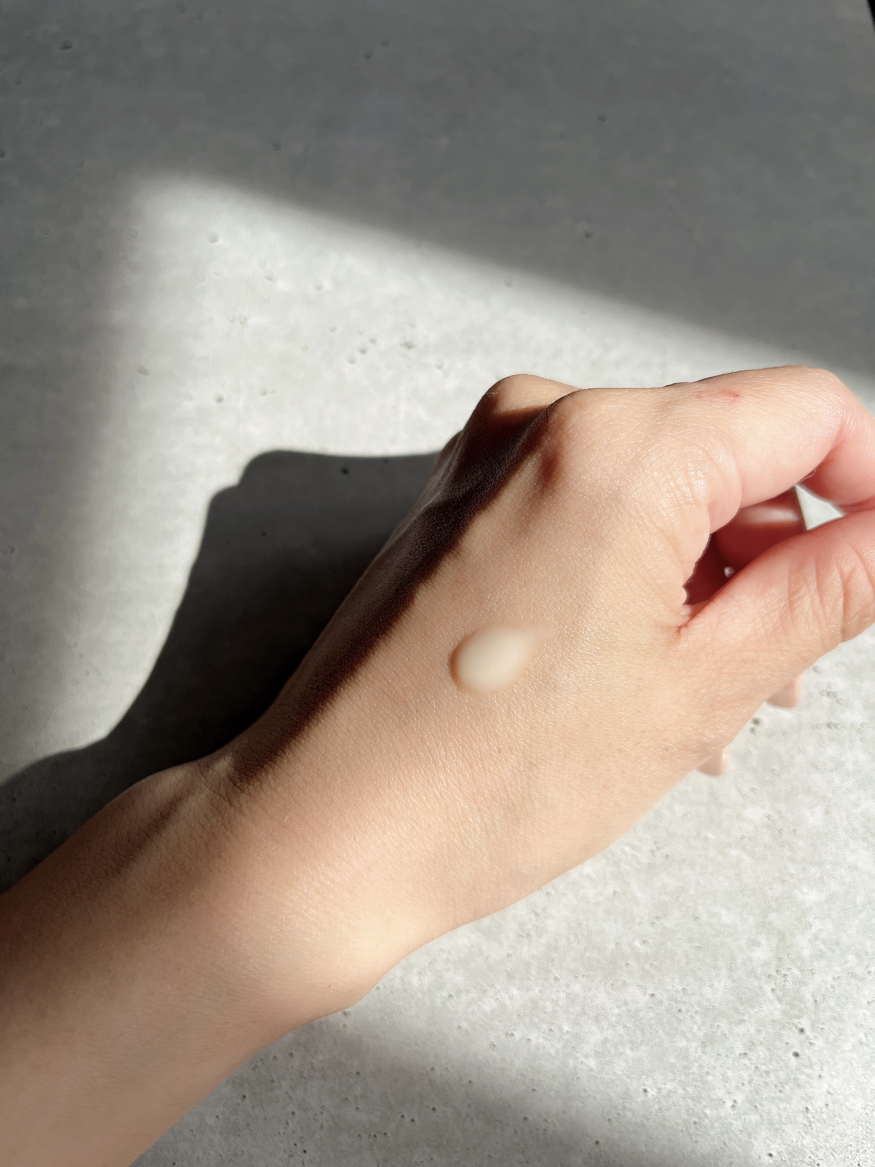 レチノール　シカ　リペア　セラム Steven Harrington × INNISFREEセット/innisfree/美容液を使ったクチコミ（2枚目）