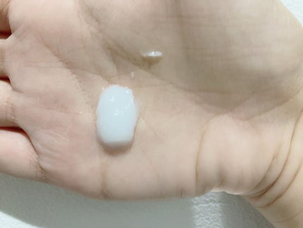 THE BEAUTY 髪のキメ美容プレミアムトリートメント<モイストリペアプレミアム>/エッセンシャル/洗い流すヘアトリートメントを使ったクチコミ(3枚目)