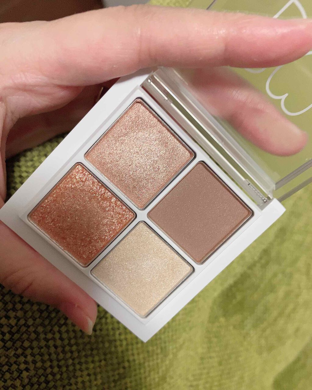 THE アイパレR/b idol/アイシャドウパレットを使ったクチコミ(2枚目)