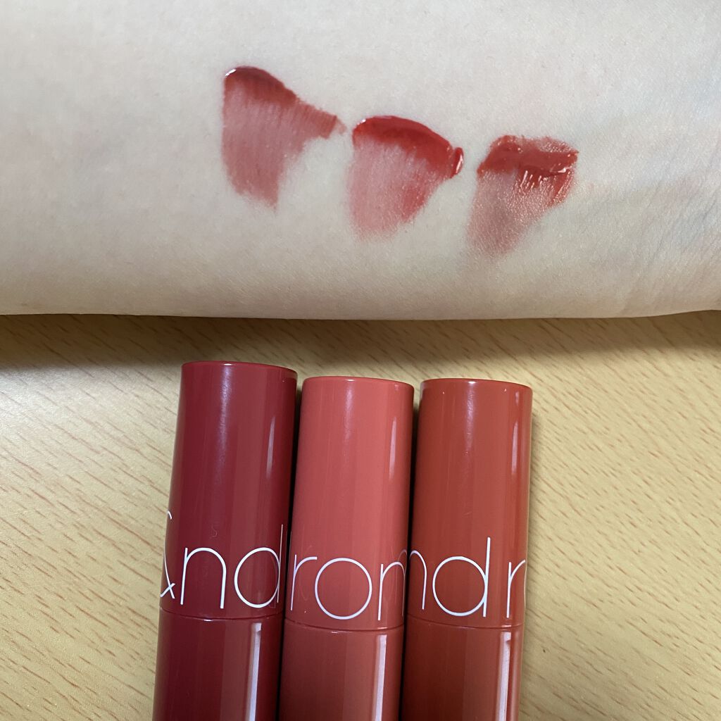 ジューシーラスティングティント/rom&nd/リップティントを使ったクチコミ（2枚目）