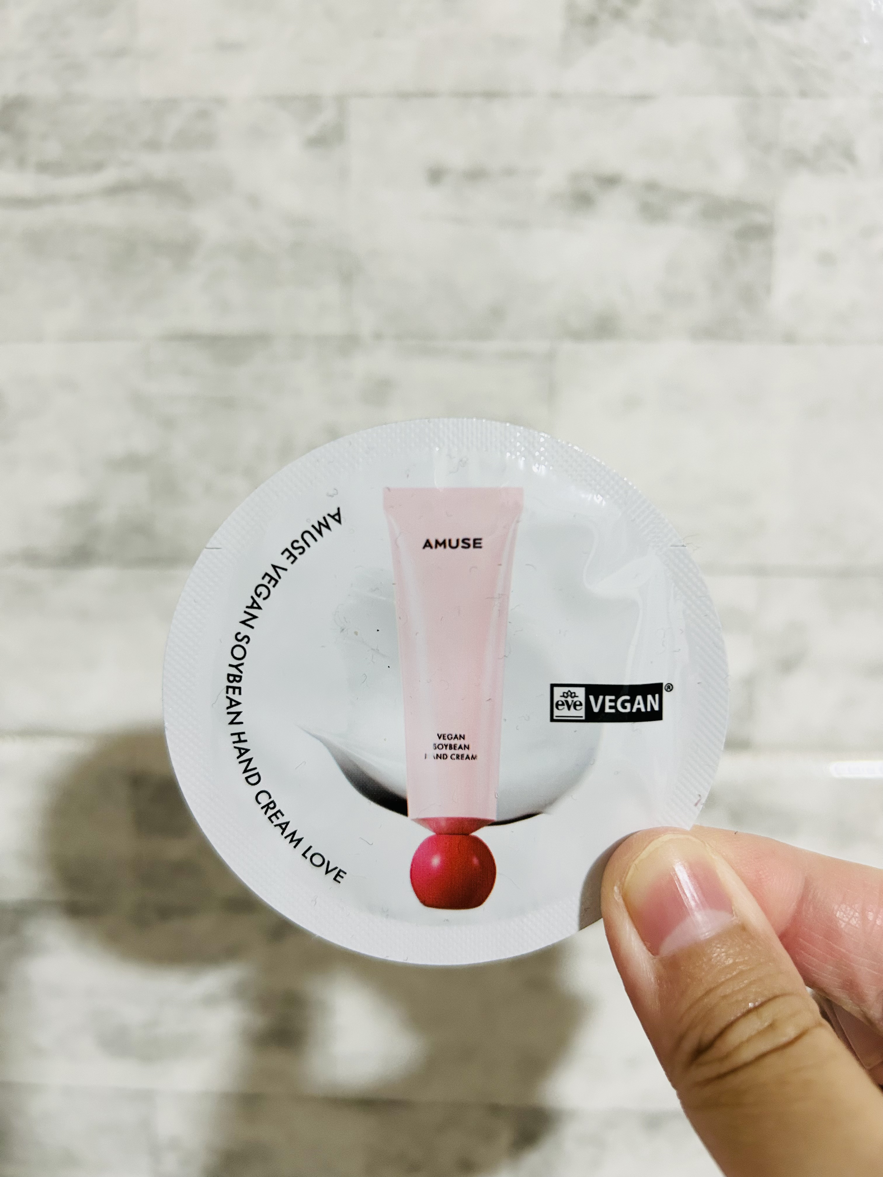 まめハンドクリーム ラブ/AMUSE/ハンドクリームを使ったクチコミ（3枚目）
