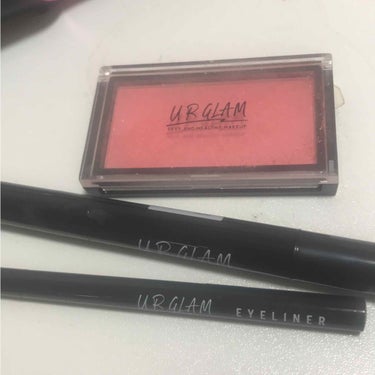 なお on LIPS 「話題のURGLAM♡一番欲しかった、アイシャドウパレットは売り..」（1枚目）