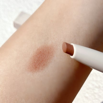 RMK リップベースライナーのクチコミ「ෆ┈┈┈┈┈┈┈┈┈┈┈┈┈┈┈ෆ
RMK リップベースライナー
02 チェルシーブリッ.....」(2枚目)