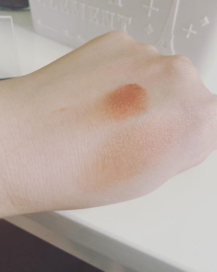 YUYU on LIPS 「今日のアイメイク👀今日はシンプルに&beの単色クリームアイシャ..」(3枚目)