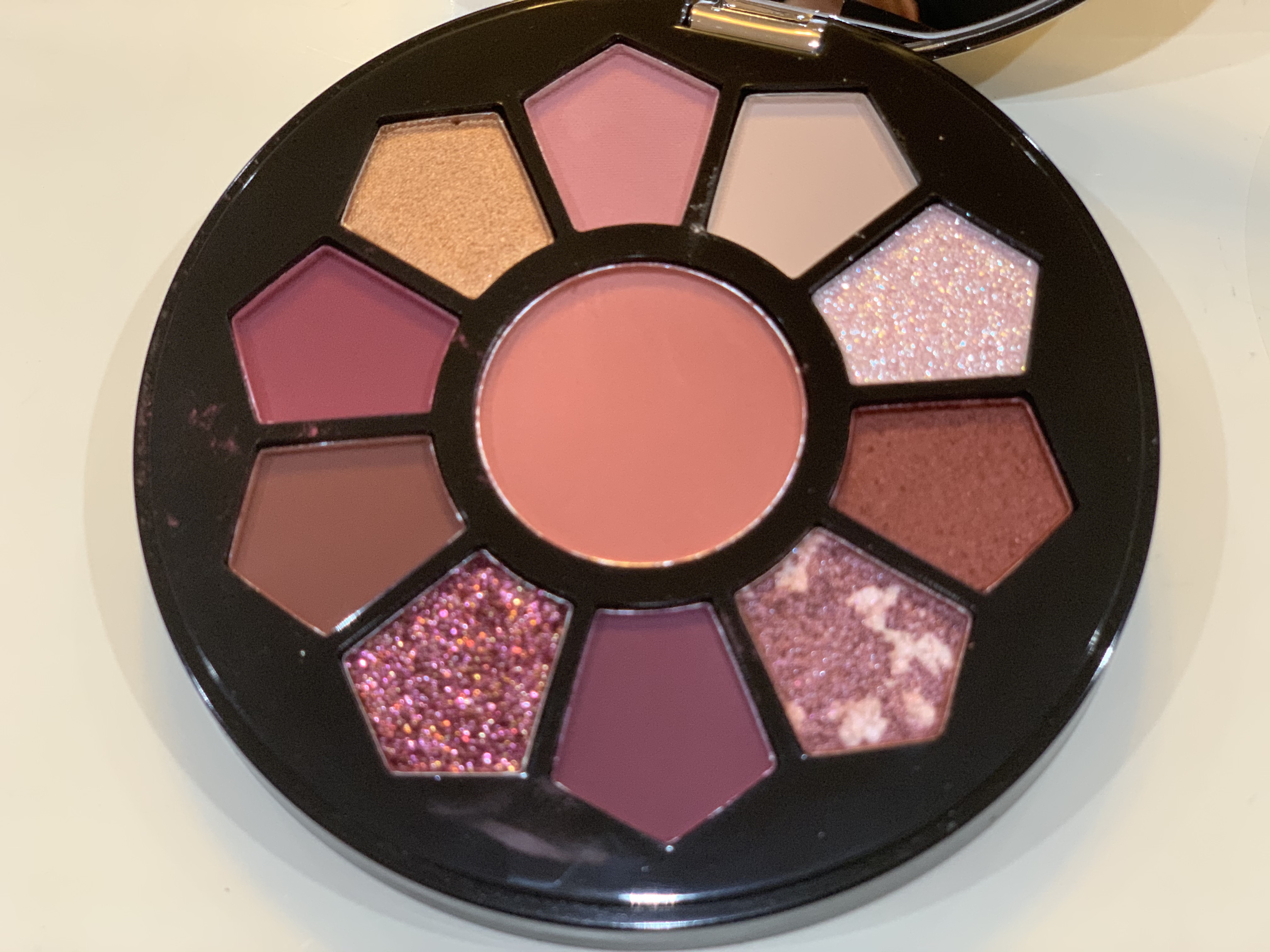 sparkling 11 colors eyeshadow/ZEESEA/アイシャドウパレットを使ったクチコミ（1枚目）