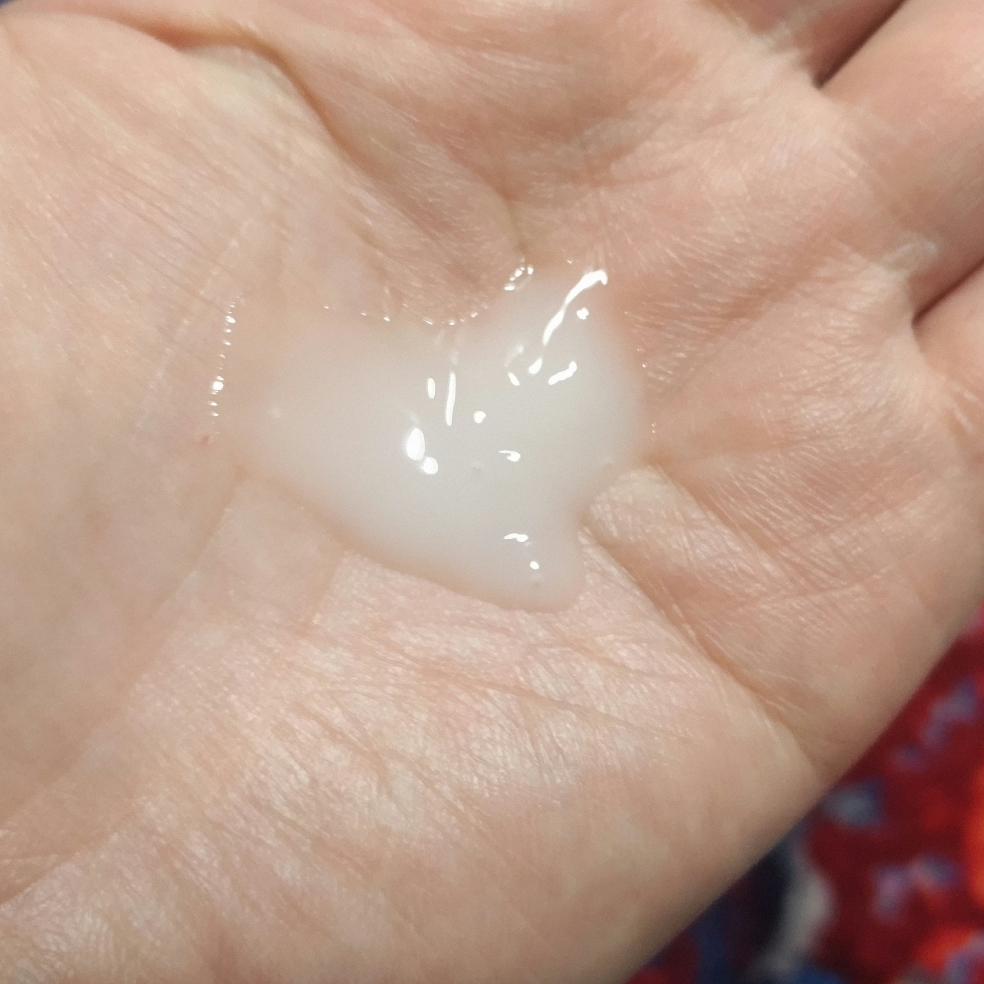 SUQQU ライトソリューション エッセンスのクチコミ「SUQQU🍀

ライトソリューション エッセンス

SUQQUのスキンケア美容液

洗顔後に1.....」（3枚目）