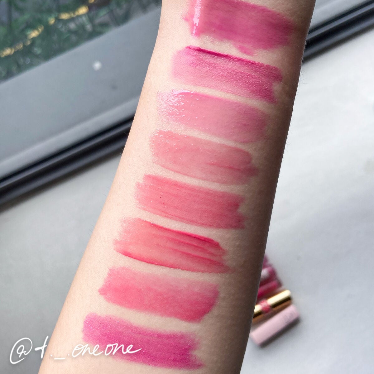 ルージュ ヴォリュプテ シャイン/YVES SAINT LAURENT BEAUTE/口紅を使ったクチコミ(3枚目)