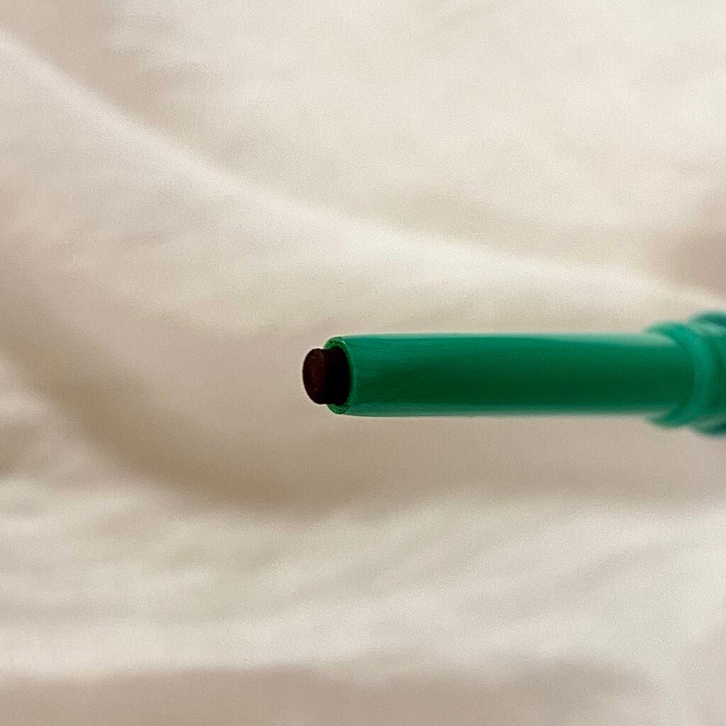 「密着アイライナー」クリームペンシル/デジャヴュ/ペンシルアイライナーを使ったクチコミ(2枚目)