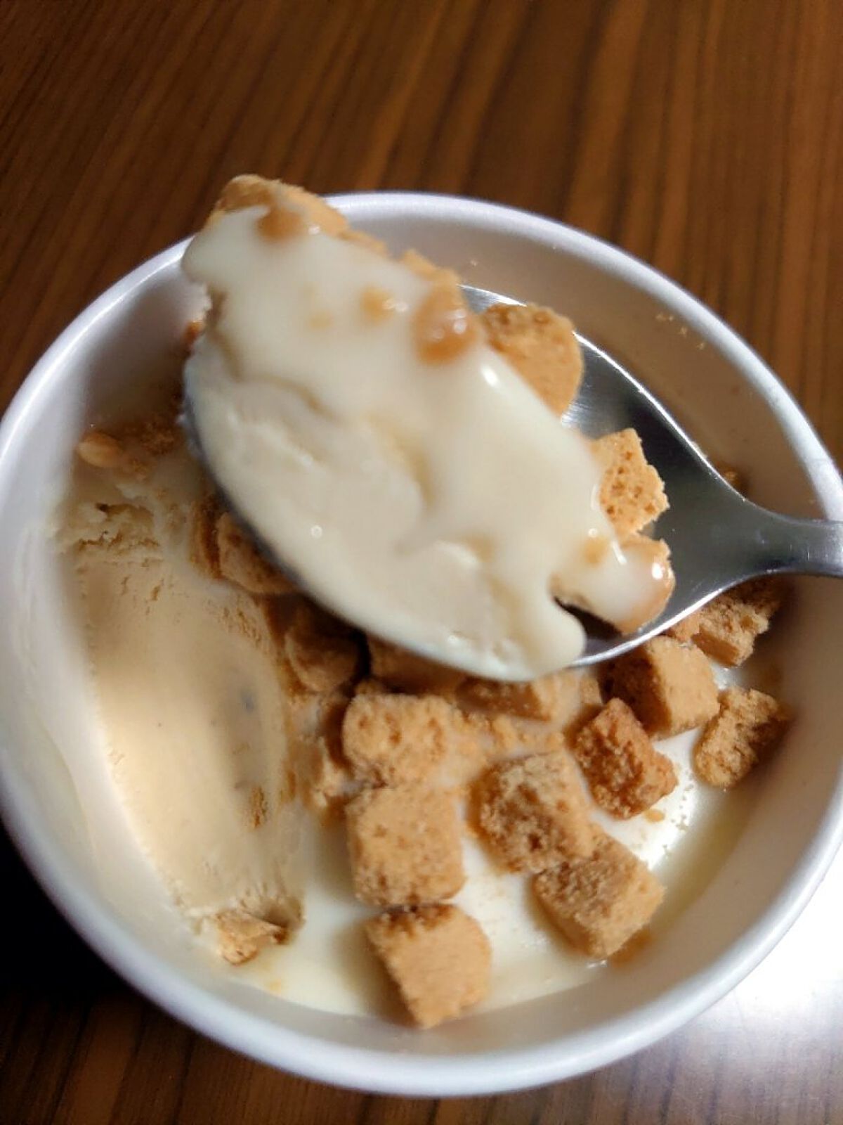 レーズンバターサンド/ハーゲンダッツ/食品を使ったクチコミ（2枚目）