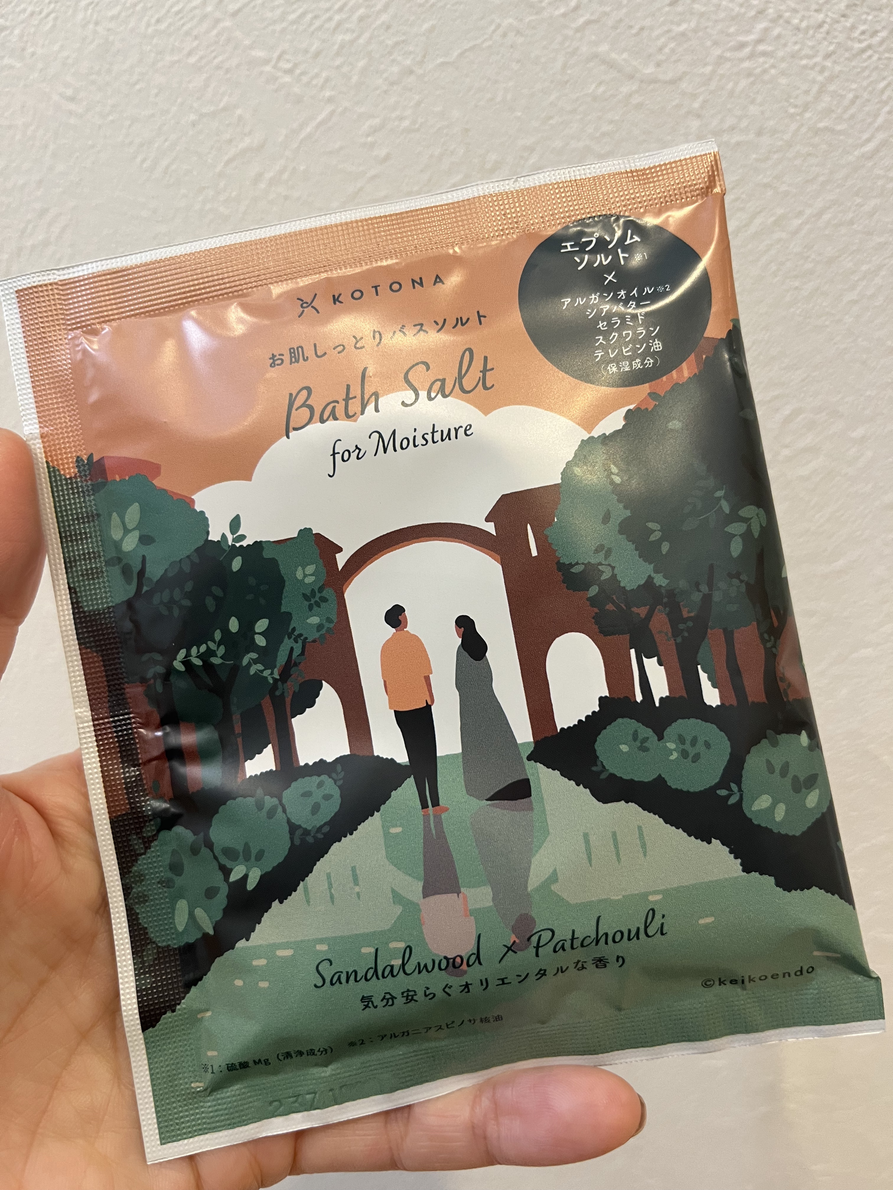 KOTONA お肌しっとりバスソルト 気分安らぐオリエンタルの香りのクチコミ「⚪️KOTONA お肌しっとりバスソルト3種

💠FreshSavon（爽やかなサボンの香り）.....」（3枚目）