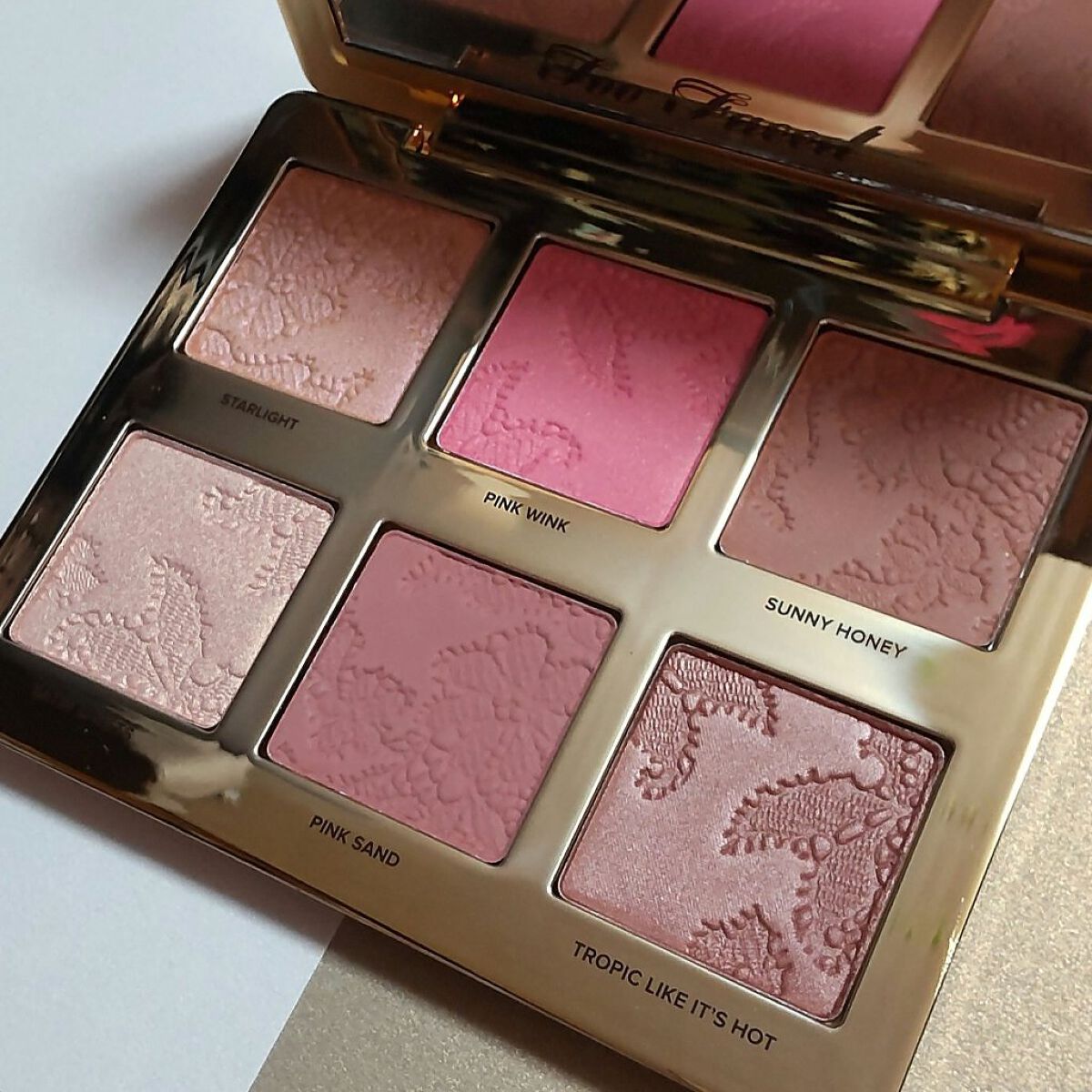 ナチュラル フェイス パレット/Too Faced/パウダーチークを使ったクチコミ（3枚目）