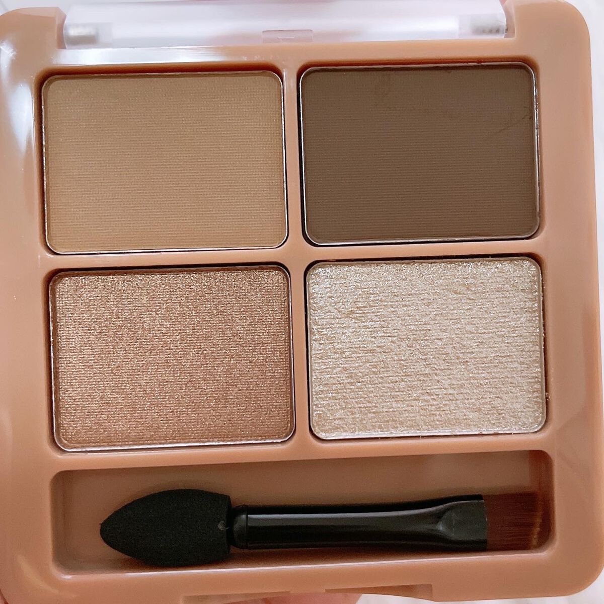 わんだふるアイカラー 01 しばブラウン（ベージュ系）/KIREI FACTORY/アイシャドウパレットを使ったクチコミ（2枚目）