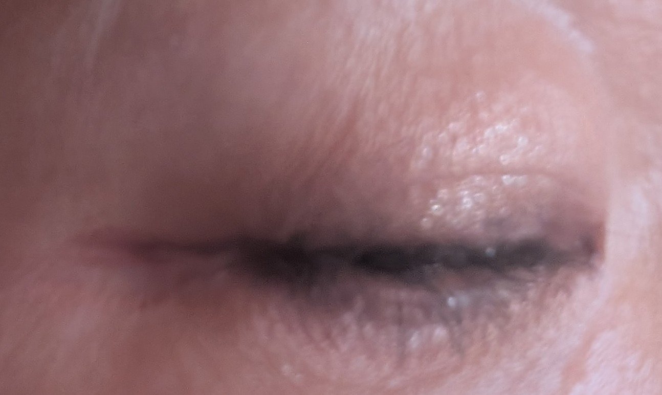 PRETTY EYES/xixi/リキッドアイライナーを使ったクチコミ（3枚目）