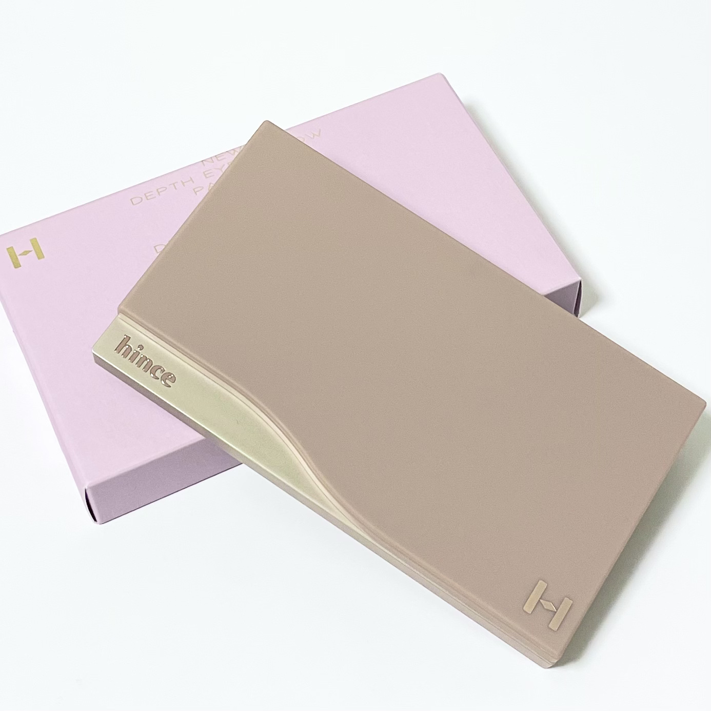 ニューデップスアイシャドウパレット/hince/アイシャドウパレットを使ったクチコミ（2枚目）