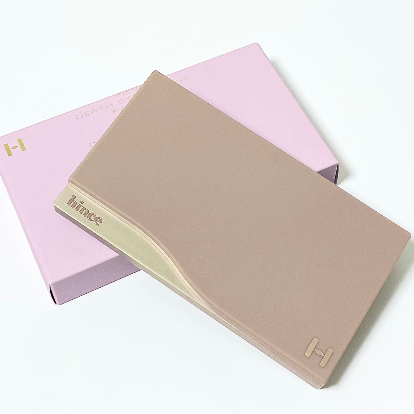 ニューデップスアイシャドウパレット/hince/アイシャドウパレットを使ったクチコミ(2枚目)