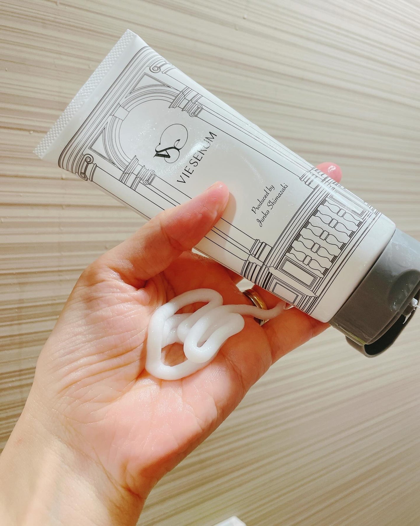 ヴィセラムトリートメントセット/VIE SERUM/洗い流すヘアトリートメントを使ったクチコミ(6枚目)