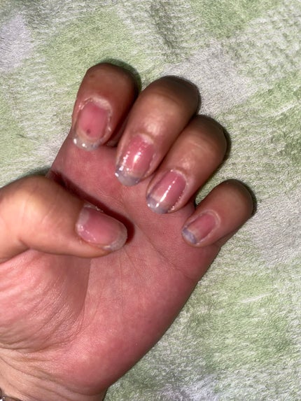 セリア アイシングジェルネイルのクチコミ「ジェルネイルのネイルチップでの長さだしのやり方解説します!!全然取れないのでおすすめ!ずっとす.....」(3枚目)