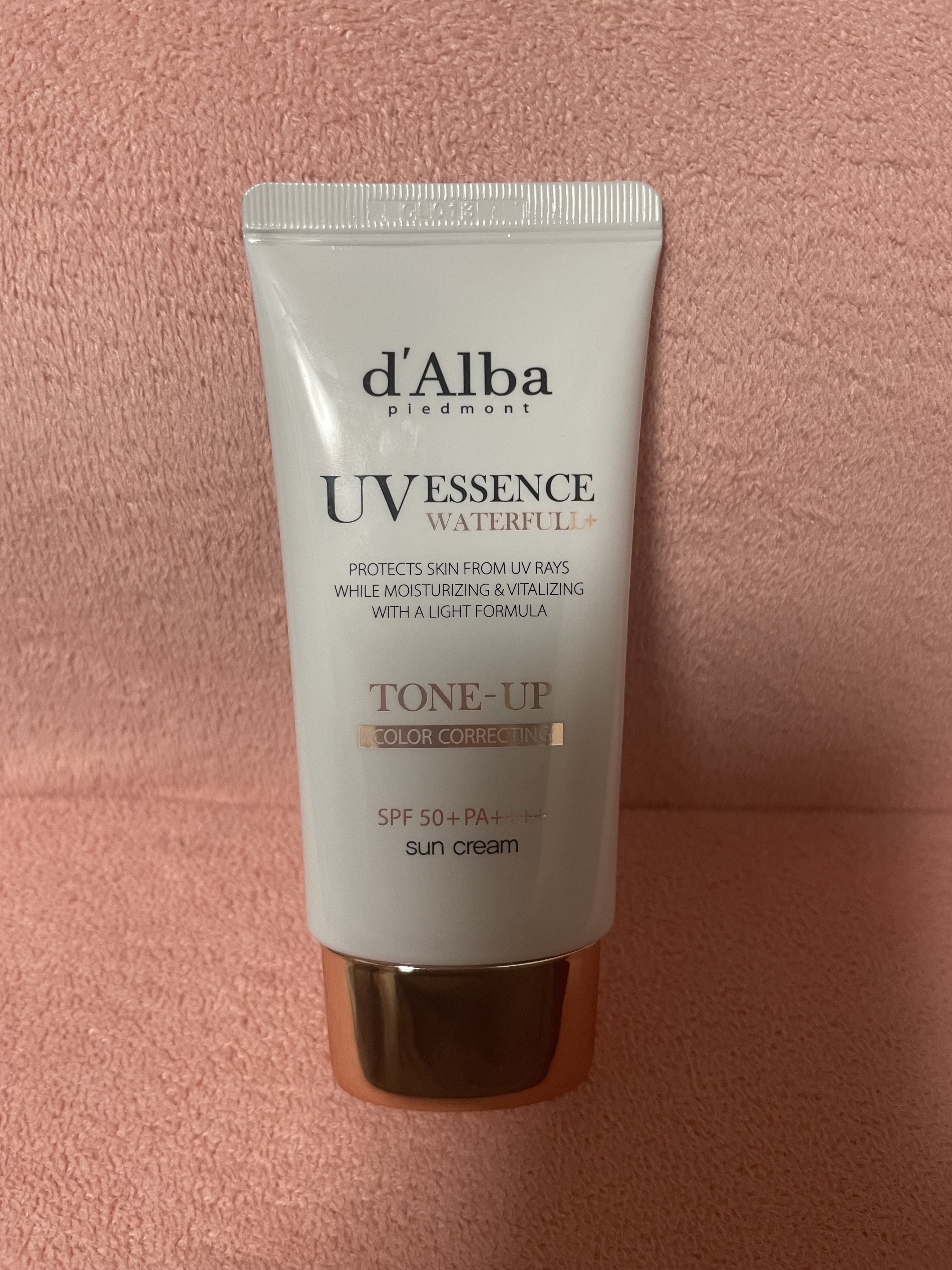 ウォータフルトーンアップサンクリーム/ダルバ/日焼け止めクリームを使ったクチコミ（1枚目）