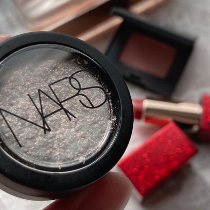 パワークローム ルースアイピグメント/NARS/ジェル・クリームアイシャドウを使ったクチコミ(3枚目)