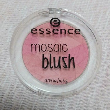 mosaic blush/essence/パウダーチークを使ったクチコミ（3枚目）